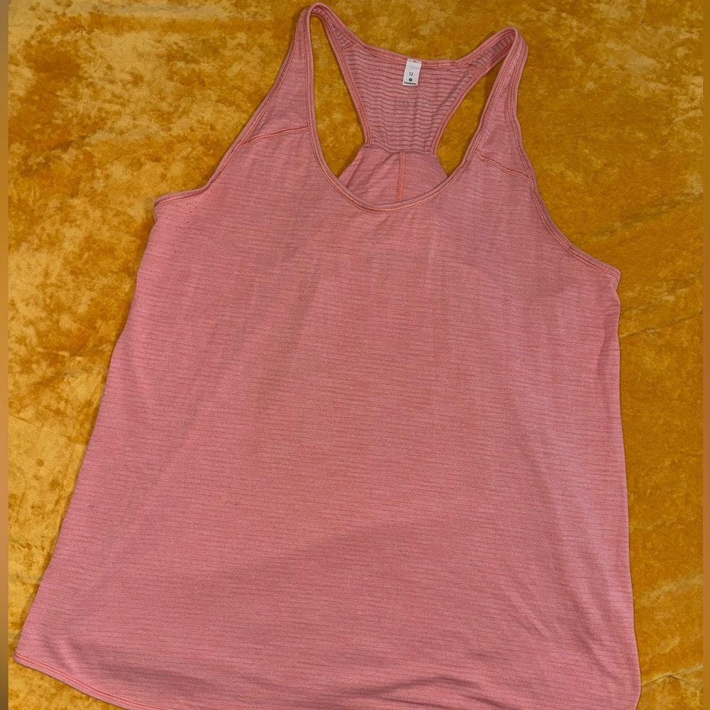 Lululemon Women's Pink Tank Top - Picture 3 of 6